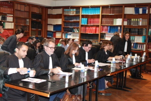 ILE JURY 300x200